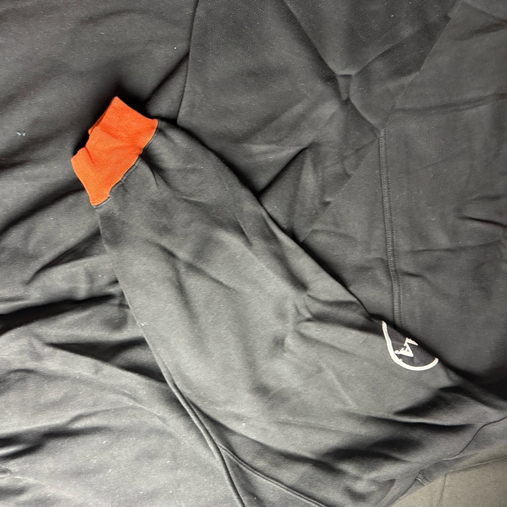 Vintage 90s Lee Collegiate Texas Longhorns Black and Orange Sweatshirt - Picture 7 of 7